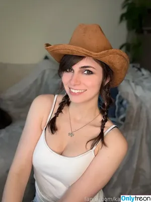 Kaitlin Witcher / kaitlinwitcher / piddleass nude photo #1058