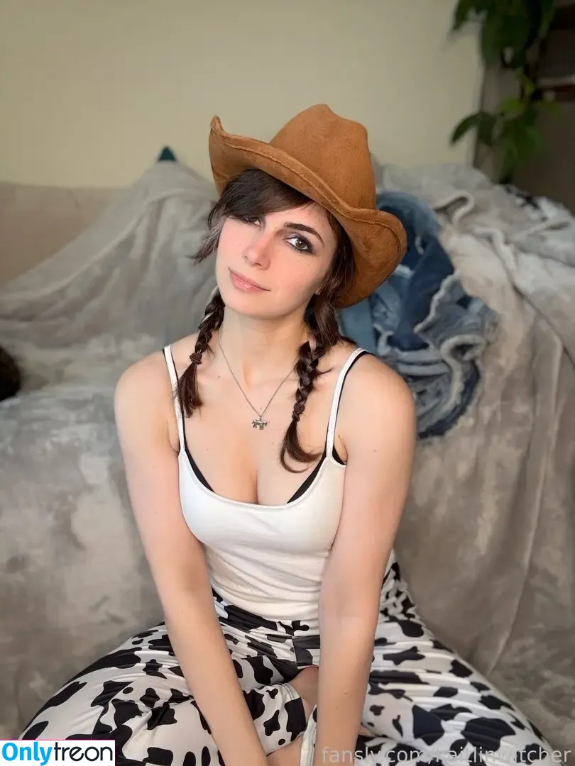 Kaitlin Witcher nude photo #1055 (kaitlinwitcher / piddleass)