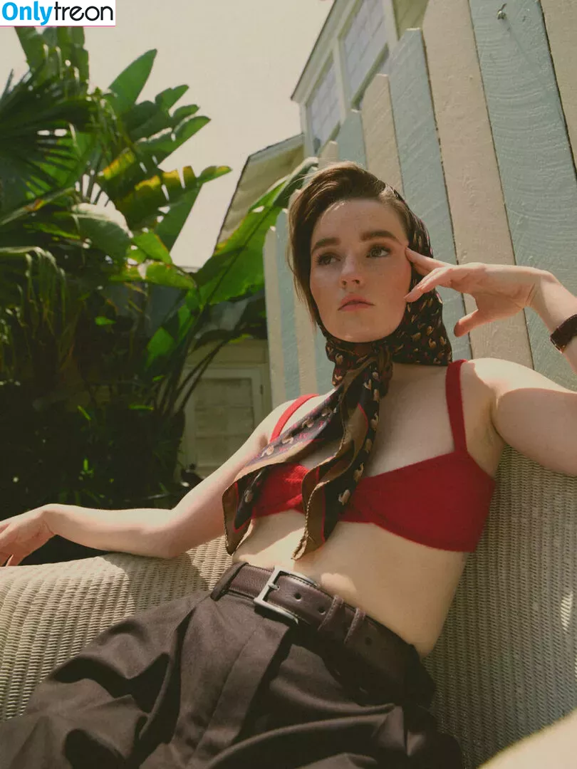 Kaitlyn Dever голая photo #0367 (KaitlynDever)