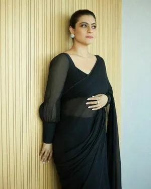 Kajol Devgn / itsKajolD / kajol nude photo #0018