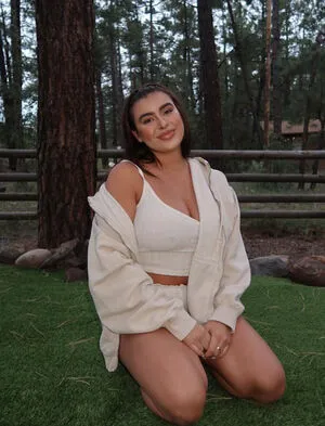 Kalani Hilliker / kalanihilliker nude photo #0301