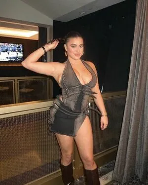 Kalani Hilliker / kalanihilliker nude photo #0344
