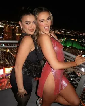 Kalani Hilliker / kalanihilliker фото голая #0363