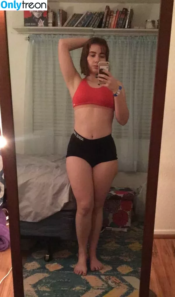 kaleskujo nude photo #0001 (wannabejolyne)
