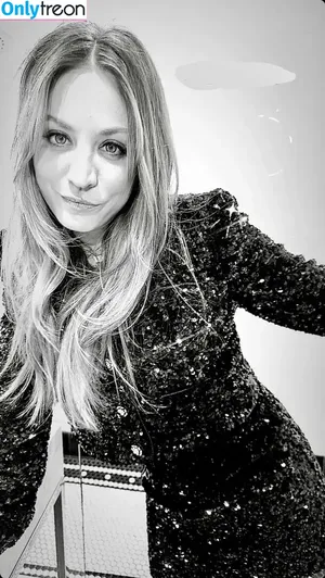 Kaley Cuoco / kaleycuoco фото голая #0854