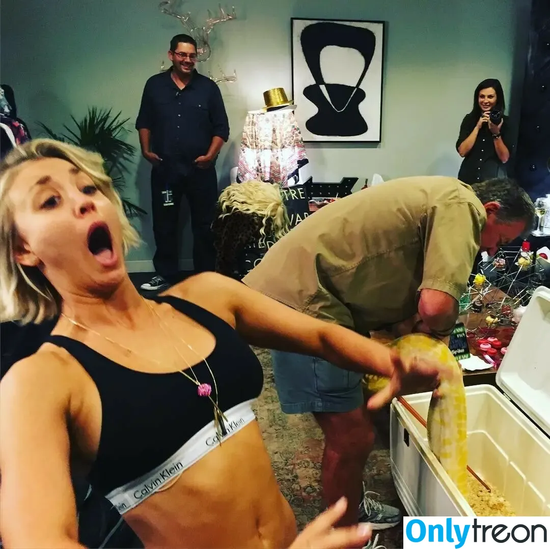 Kaley Cuoco голая photo #0603 (kaleycuoco)