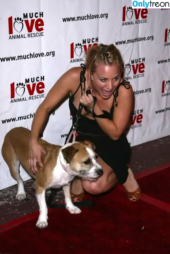 Kaley Cuoco голая photo #0666 (kaleycuoco)