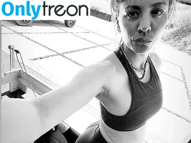 Kaley Cuoco голая photo #0741 (kaleycuoco)