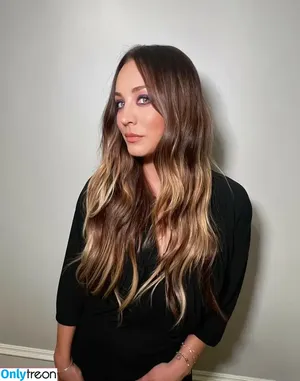 Kaley Cuoco / kaley_cuoco / kaleycuoco nude photo #1491
