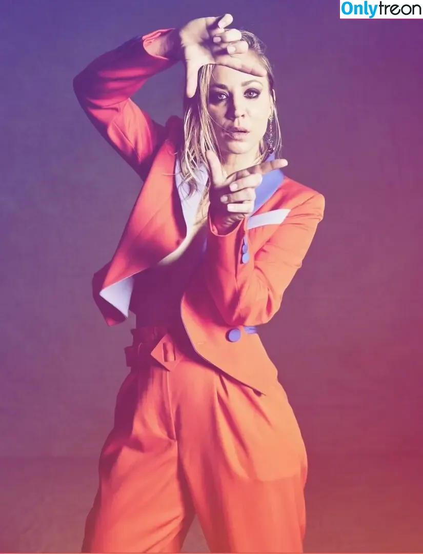 Kaley Cuoco голая photo #1036 (kaleycuoco)