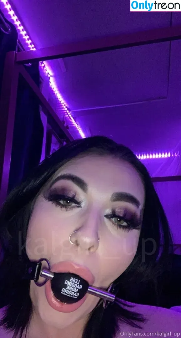 Kalgirl_up nude photo #0033 (kallinbabyyy)