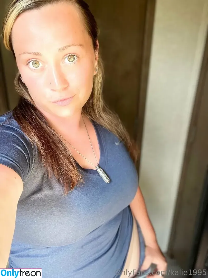 kalieunlocked nude photo #0011 (kalieunlocked)