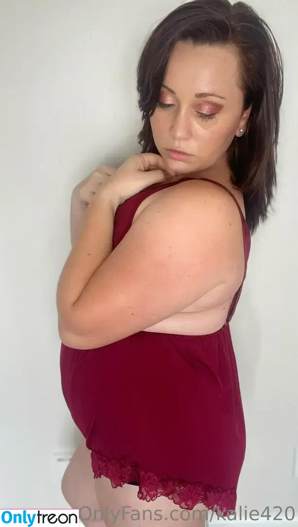 kalieunlocked nude photo #0021 (kalieunlocked)