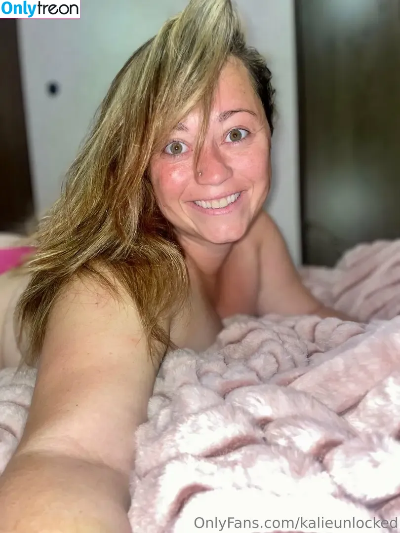 kalieunlocked nude photo #0032 (kalieunlocked)