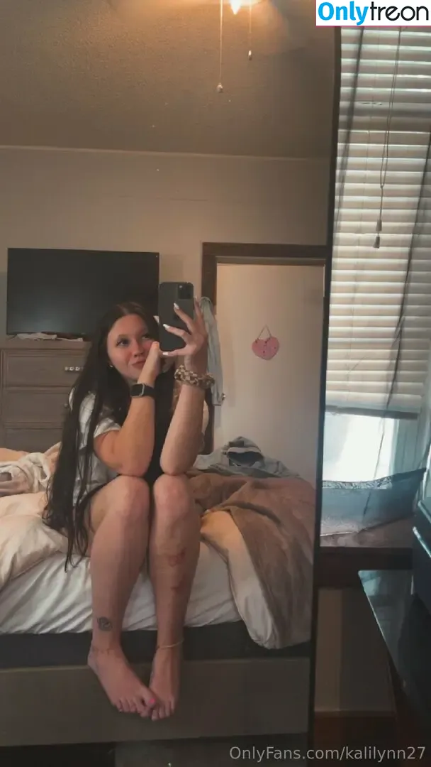 kalilynn27 nude photo #0040 (kal.cuttie)