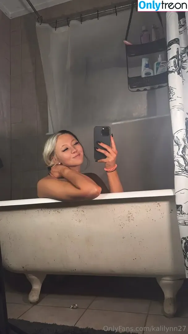 kalilynn27 nude photo #0045 (kal.cuttie)
