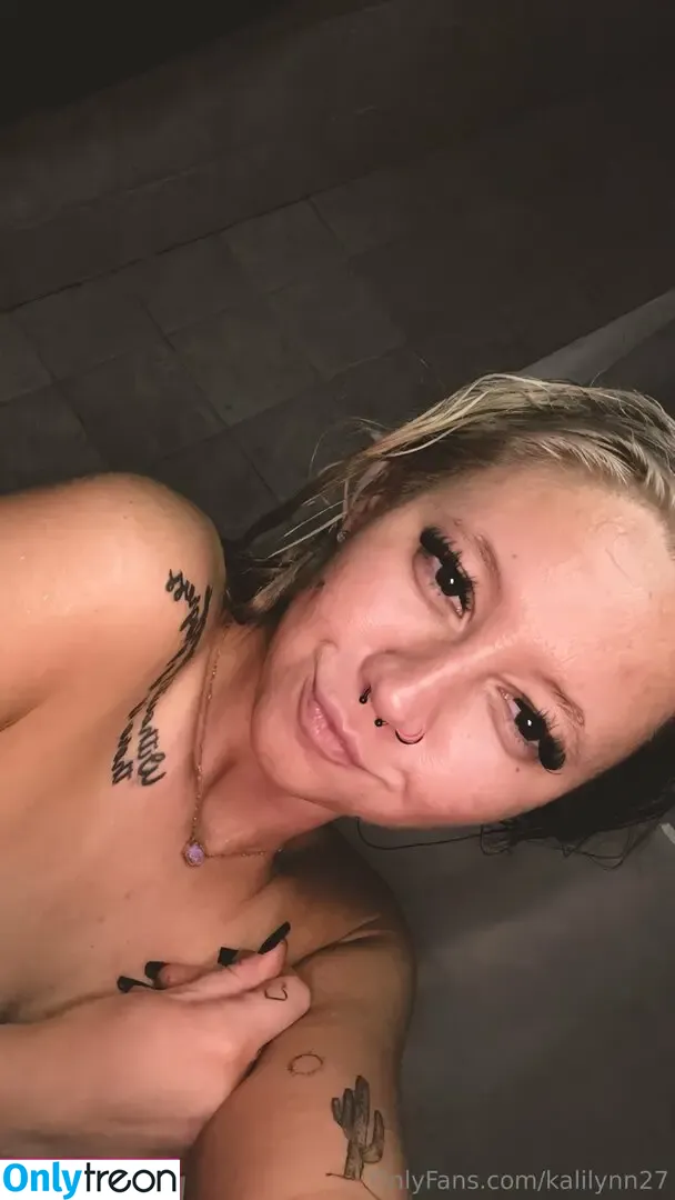 kalilynn27 nude photo #0058 (kal.cuttie)