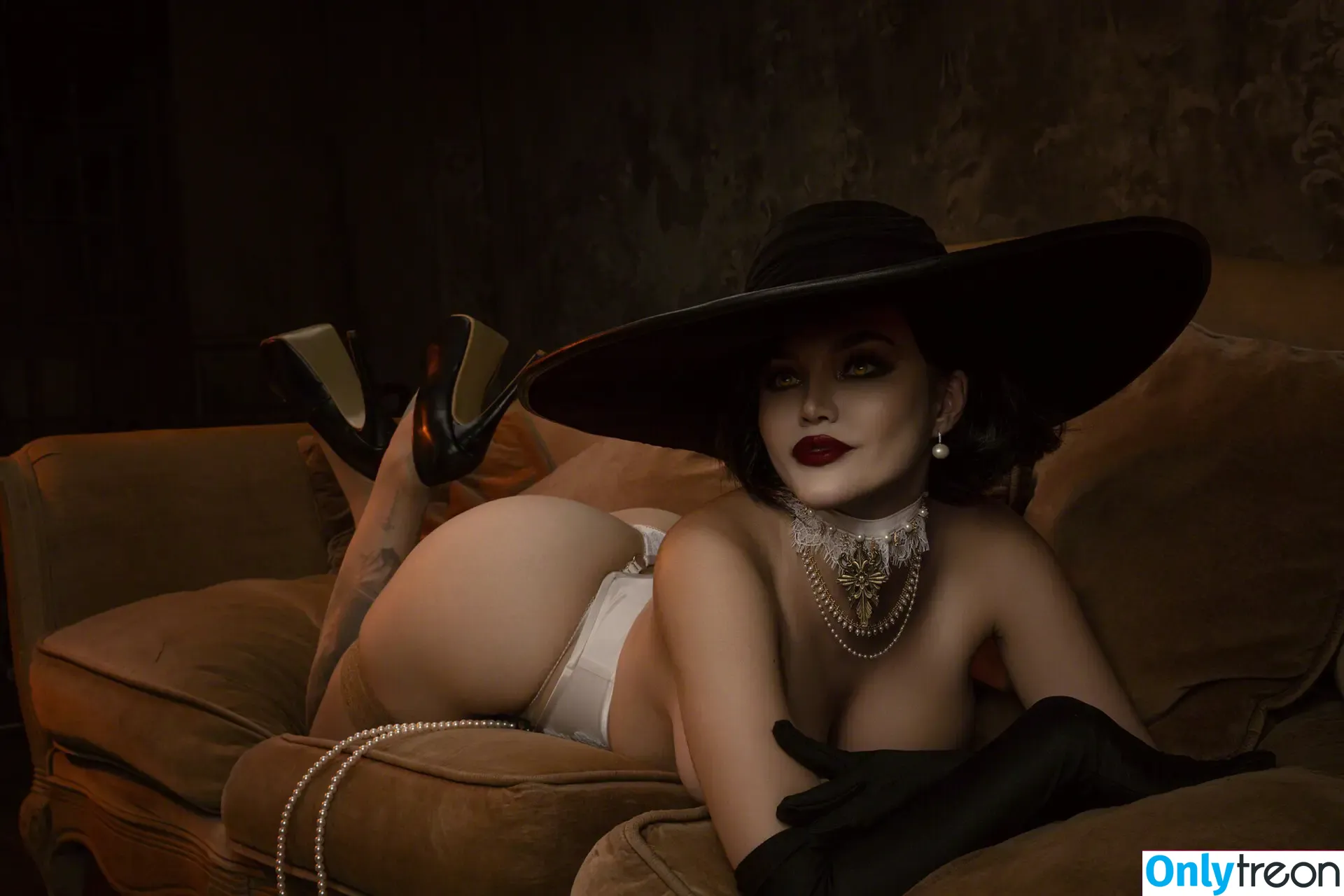 Kalinka Fox nude photo #2775 (Christina Fink / kalinka.fox / kalinkafox)