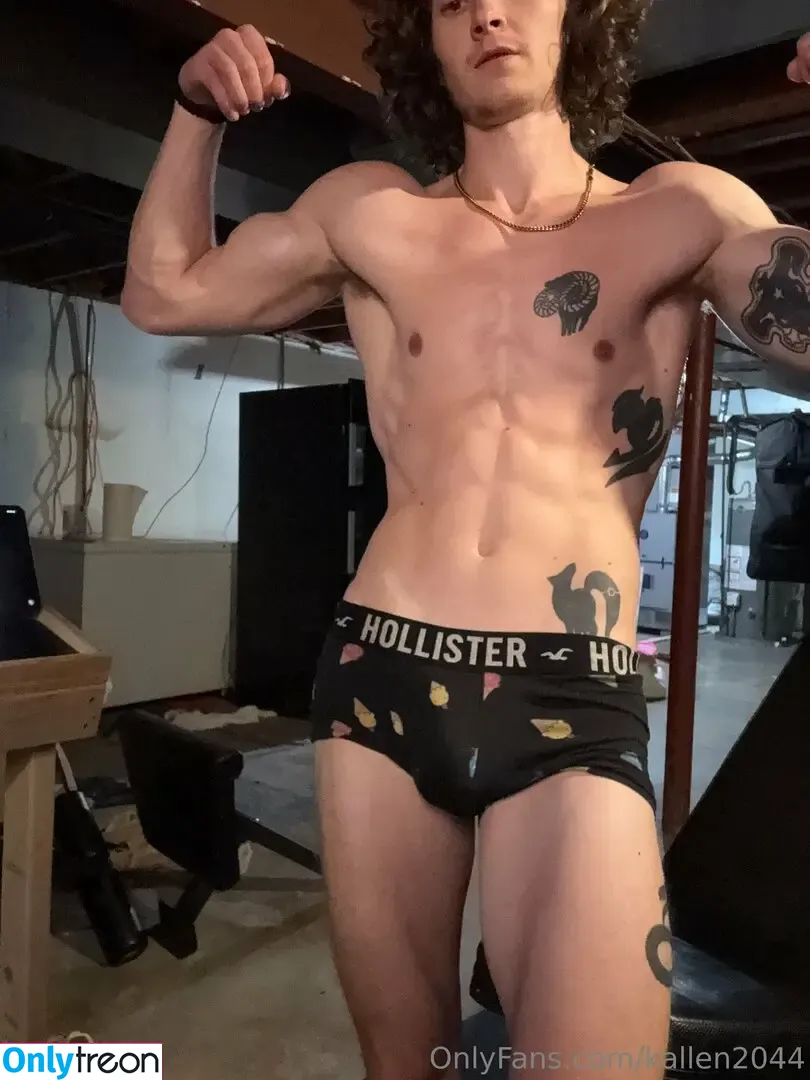 kallen2044 nude photo #0167 (definitelynotkyleallen)