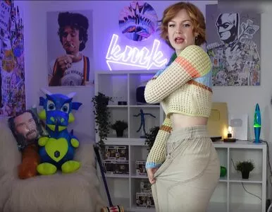 KallMeKris / kriscollins фото голая #0420