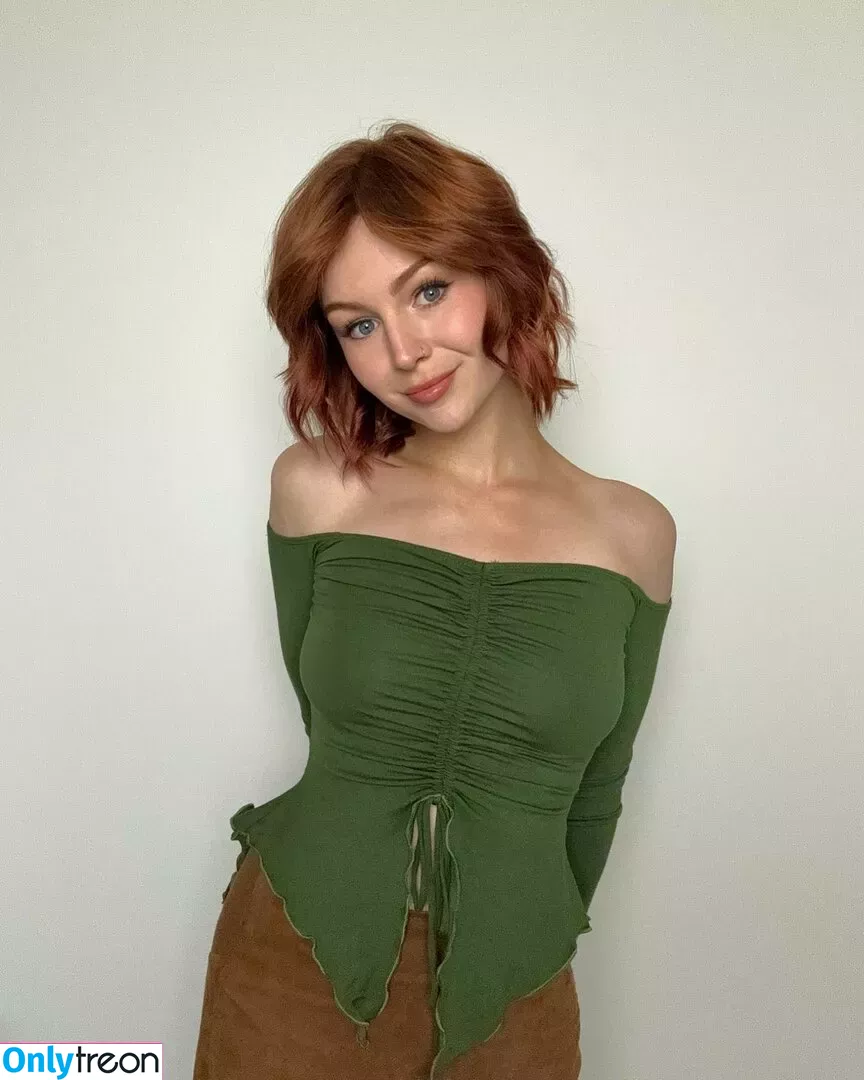 KallMeKris nude photo #0294 (kriscollins)