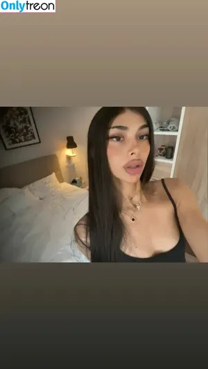 kamilathestar / thestarkamila / thestarkamila - sexy morrocan latina trans nude photo #0009