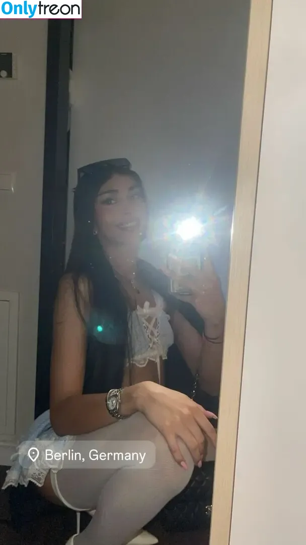 kamilathestar голая photo #0006 (thestarkamila / thestarkamila - sexy morrocan latina trans)