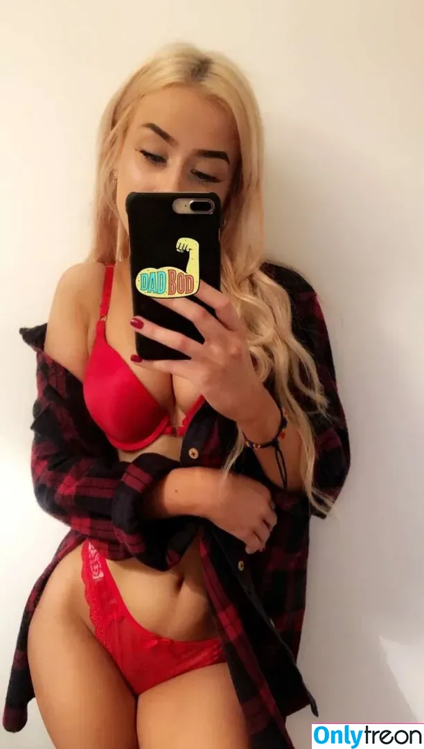 Kamile Dolbninaite nude photo #0022 (kamiledolbninaite)