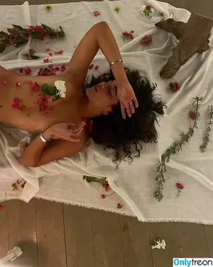Kamilya Peer Levi / kamilyapeerlevi nude photo #0002