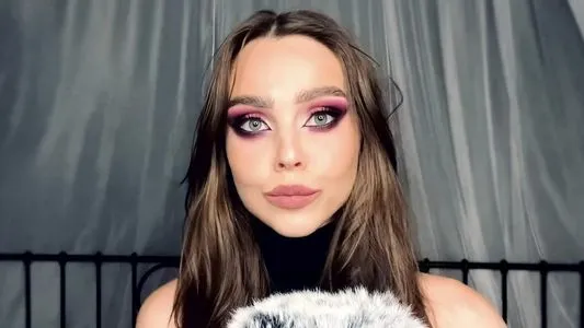 Kamochi ASMR / azvsa_ / kahleesiasmr / kamochiasmr nude photo #0003