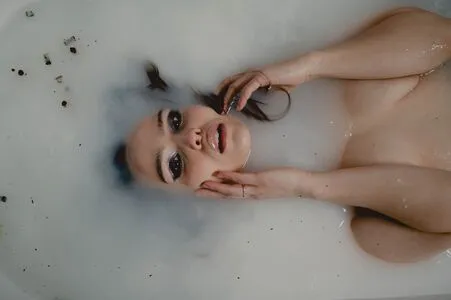 Kamochi ASMR / azvsa_ / kahleesiasmr / kamochiasmr nude photo #0100