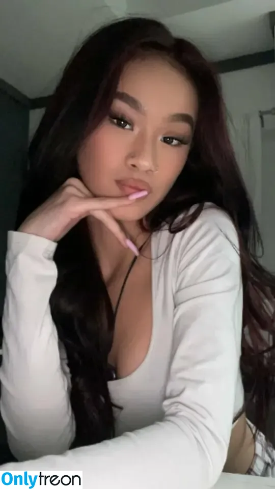 Kandyce Ngo nude photo #0003 (kandycen / kandycengo8)
