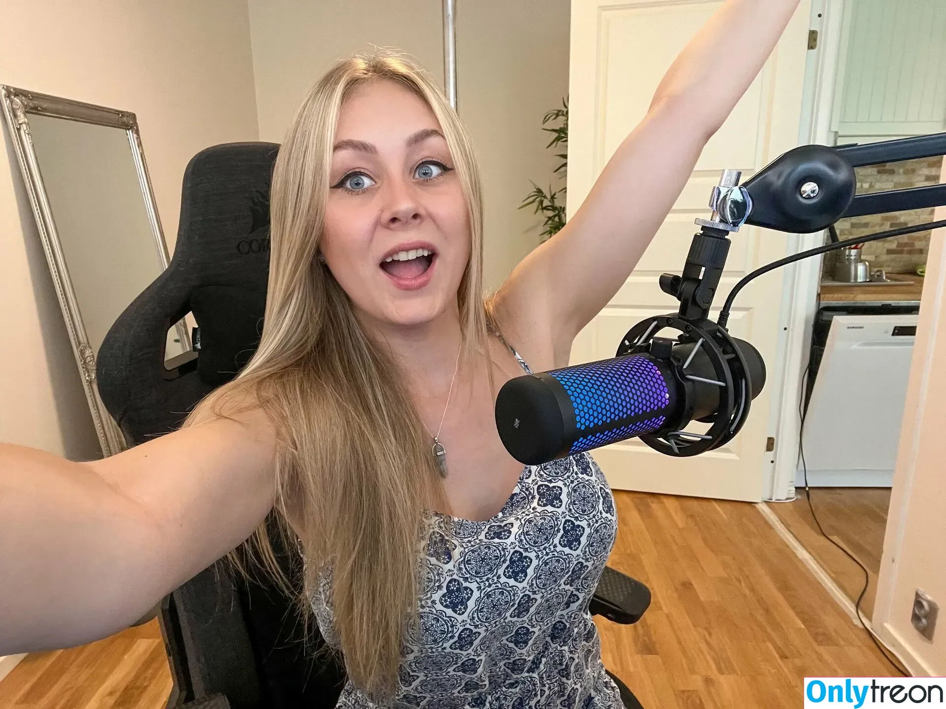 Kandyland голая photo #0194 (Kandylul / swishersweet13)