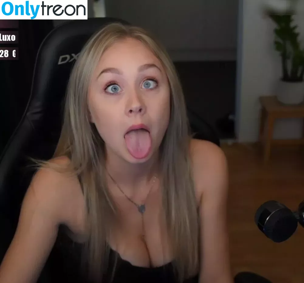 Kandyland nude photo #0335 (Kandylul / swishersweet13)