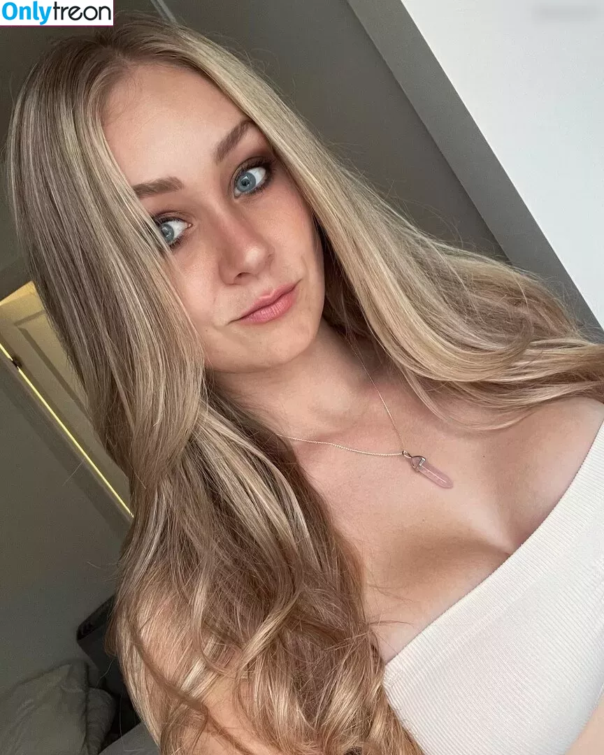 Kandyland nude photo #0364 (Kandylul / swishersweet13)