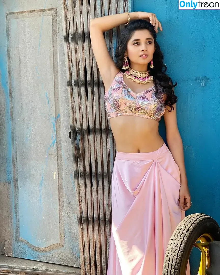 Kanika Mann nude photo #0006 (officialkanikamann)