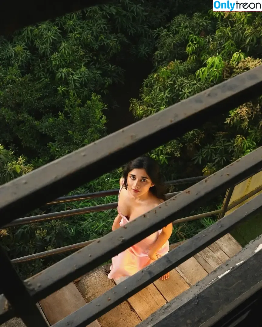 Kanika Mann nude photo #0020 (officialkanikamann)