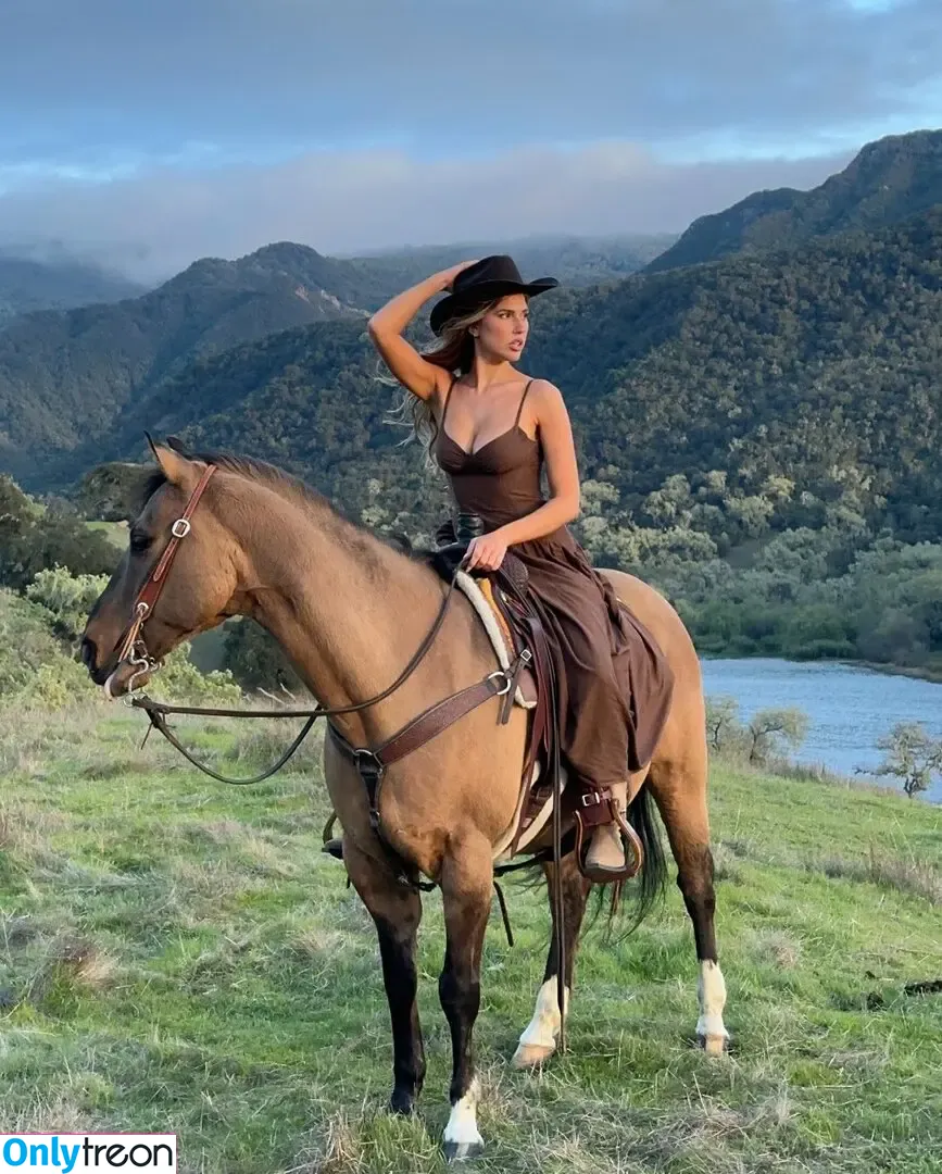 Kara Del Toro nude photo #3867 (Karajewell / karadeltoro / karajewelll)