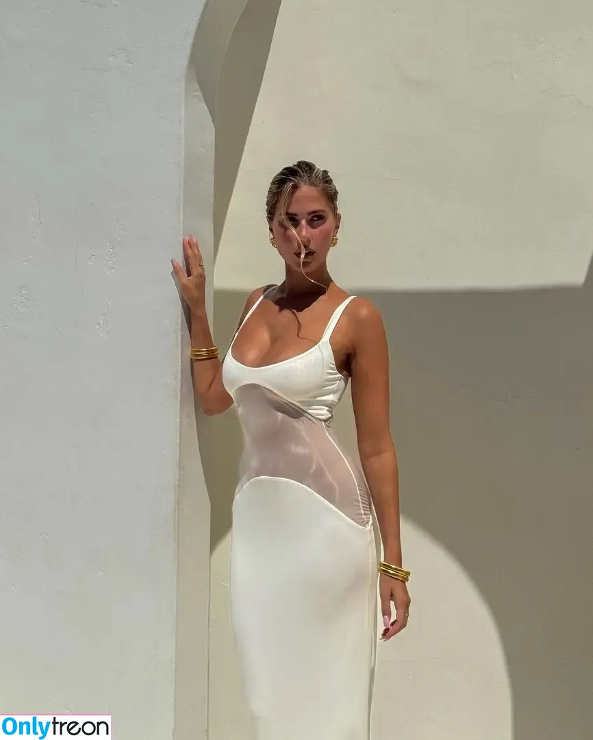 Kara Del Toro nude photo #4110 (Karajewell / karadeltoro / karajewelll)