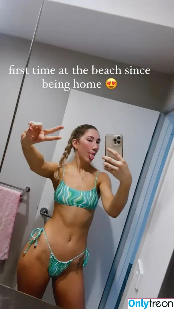 Kara Skip nude photo #0028 (karainskip)