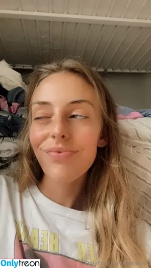kararays / kara.rays nude photo #0020