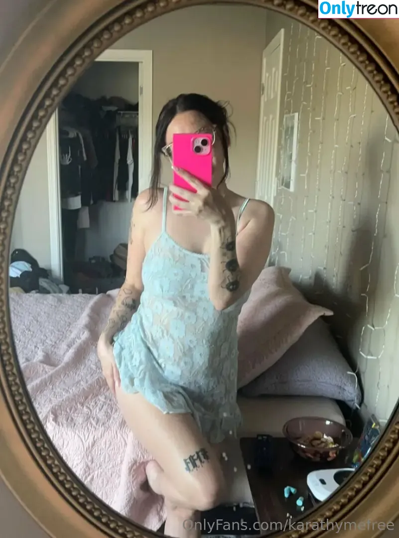 karathymefree nude photo #0002 (kara.thyme30)
