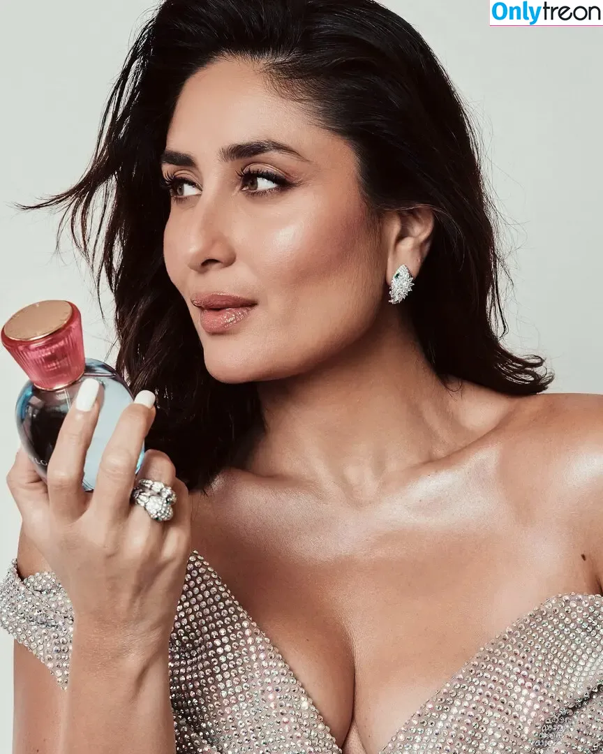 Kareena Kapoor KHAN nude photo #0003 (kareenakapoorkhan)