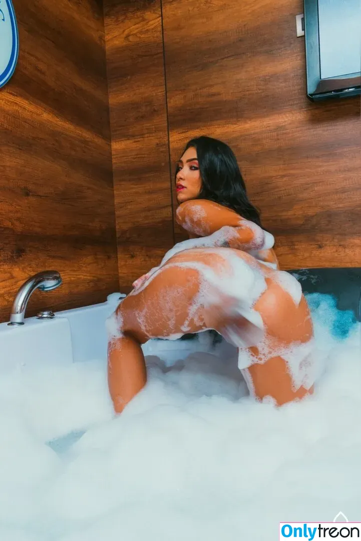 Karen Cardona Garcés nude photo #0099 (baguikaren / karencadonag22 / karencardonag_)