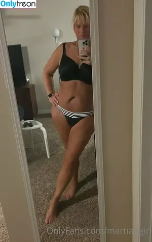 Karen Pennington / Bailey Buttner / Karen Buttner / Karensgalaxy / Martiangirl / Martiangirl1 / karen.buttner nude photo #0082