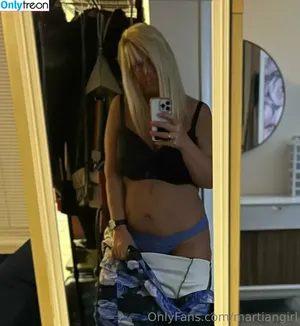 Karen Pennington / Bailey Buttner / Karen Buttner / Karensgalaxy / Martiangirl / Martiangirl1 / karen.buttner nude photo #0187