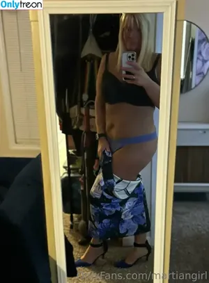 Karen Pennington / Bailey Buttner / Karen Buttner / Karensgalaxy / Martiangirl / Martiangirl1 / karen.buttner nude photo #0189