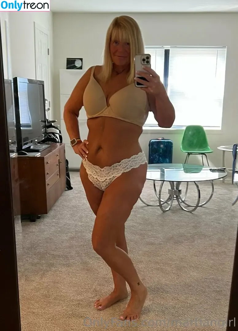 Karen Pennington nude photo #0027 (Bailey Buttner / Karen Buttner / Karensgalaxy / Martiangirl / Martiangirl1 / karen.buttner)