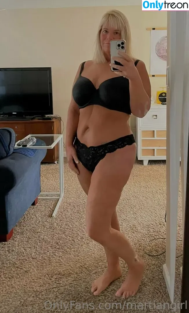 Karen Pennington nude photo #0108 (Bailey Buttner / Karen Buttner / Karensgalaxy / Martiangirl / Martiangirl1 / karen.buttner)