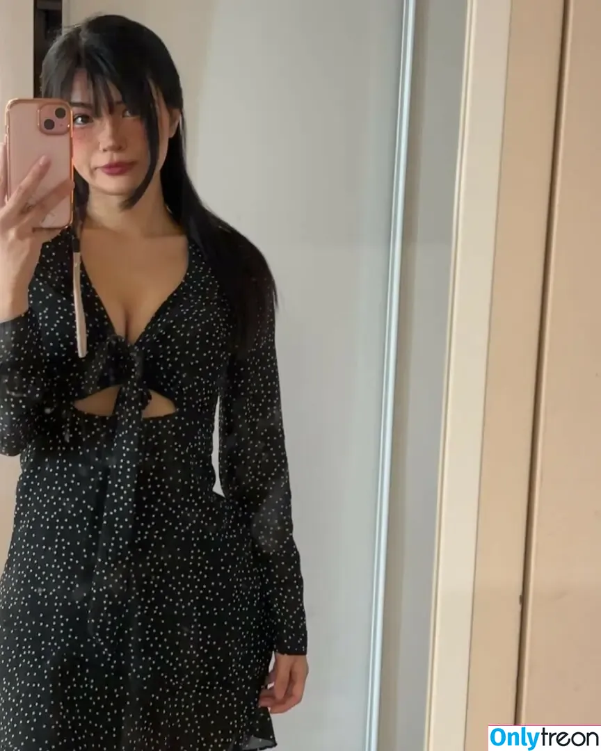 Karenxtran nude photo #0200 (Strawberry.bunni / seunnngmiii)